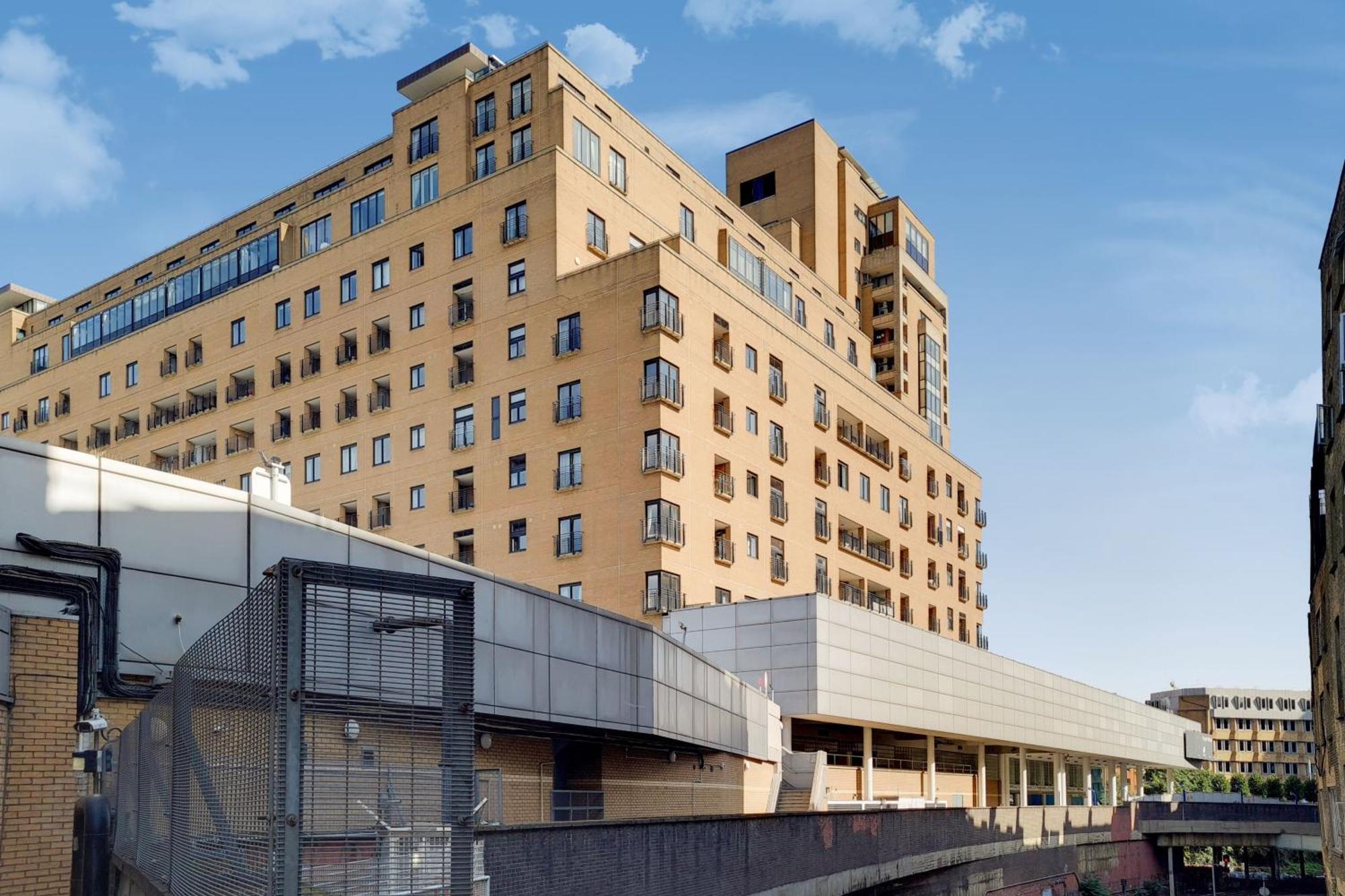 South Kensington - Point West Residences London Eksteriør billede