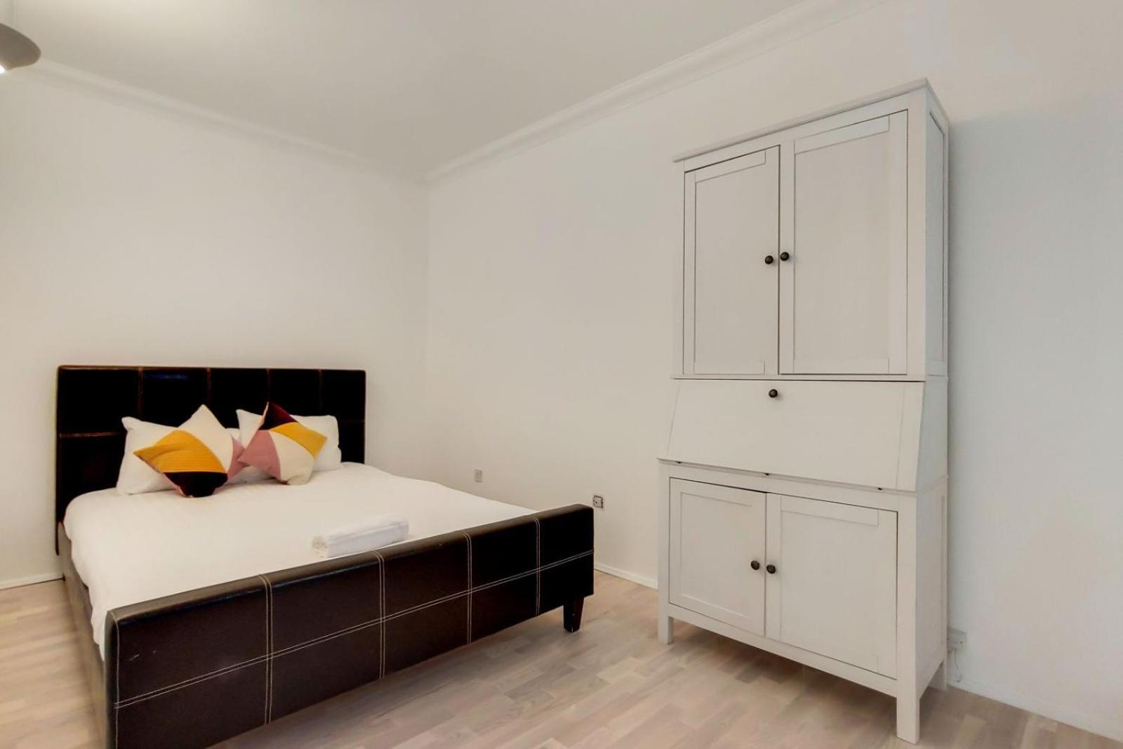 South Kensington - Point West Residences London Eksteriør billede
