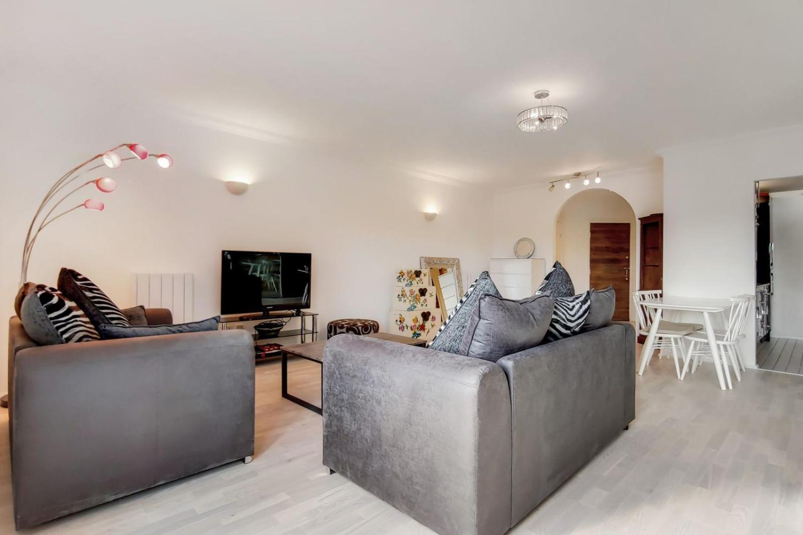 South Kensington - Point West Residences London Eksteriør billede